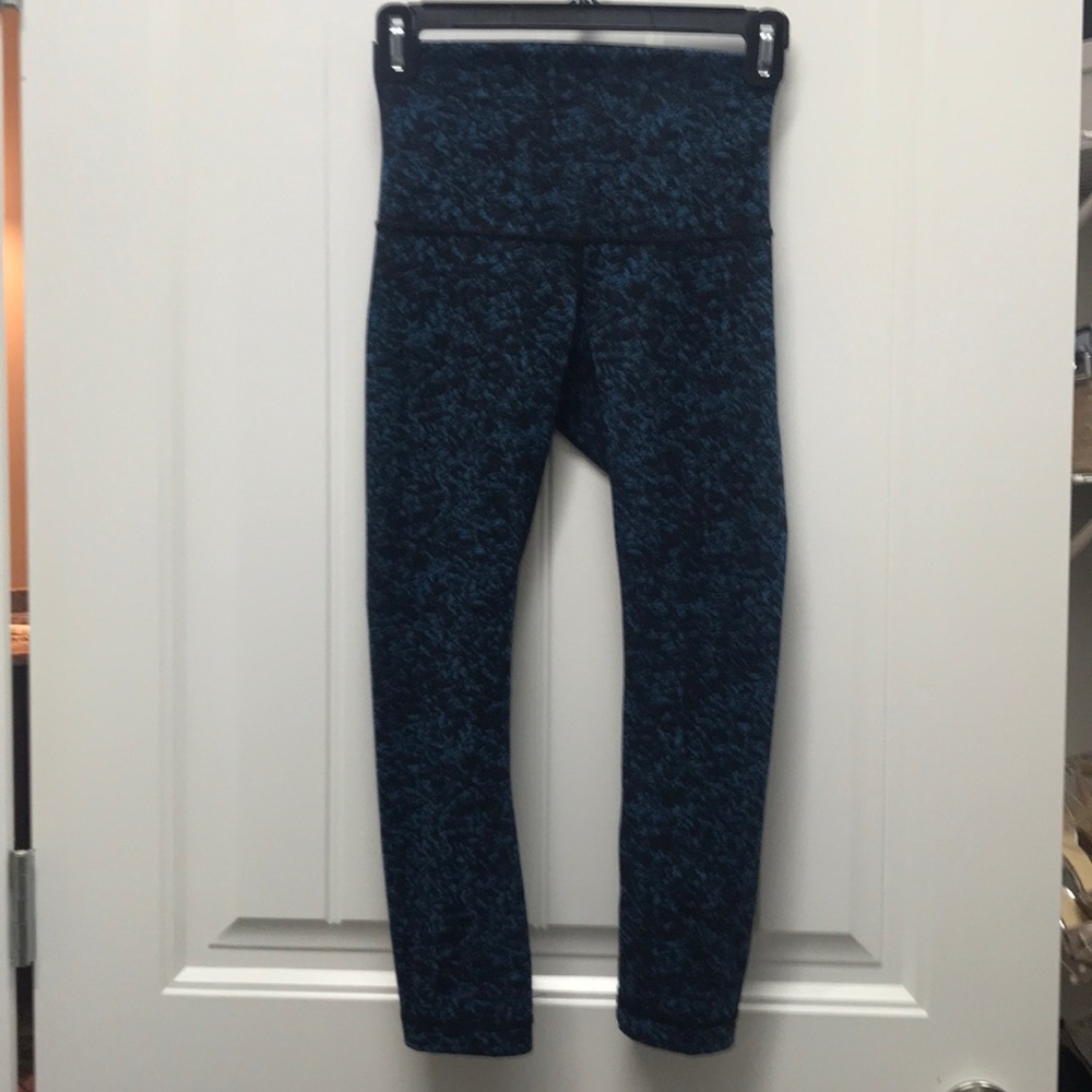 Lululemon capris. Sz 4